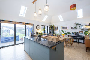 Photo 14- click for photo gallery